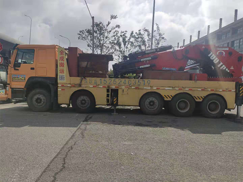 随车吊100吨出租